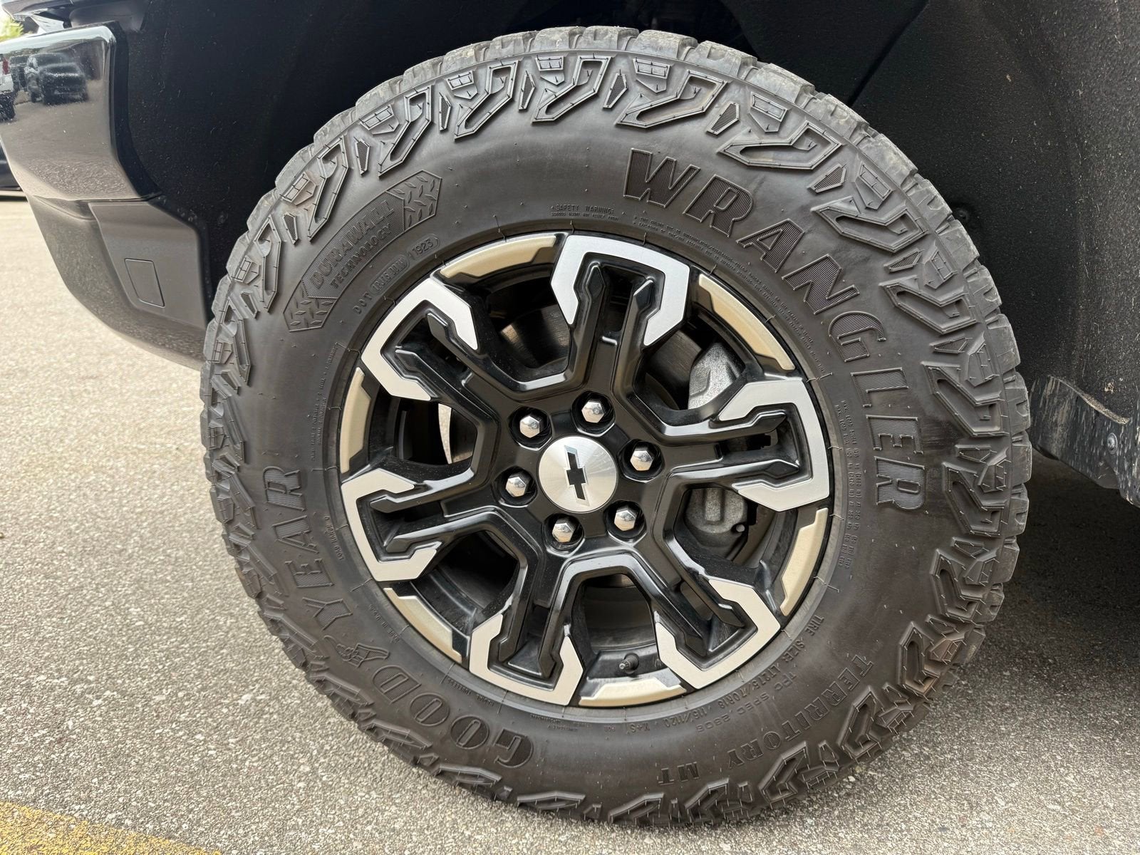 2024 Chevrolet Silverado 1500 ZR2