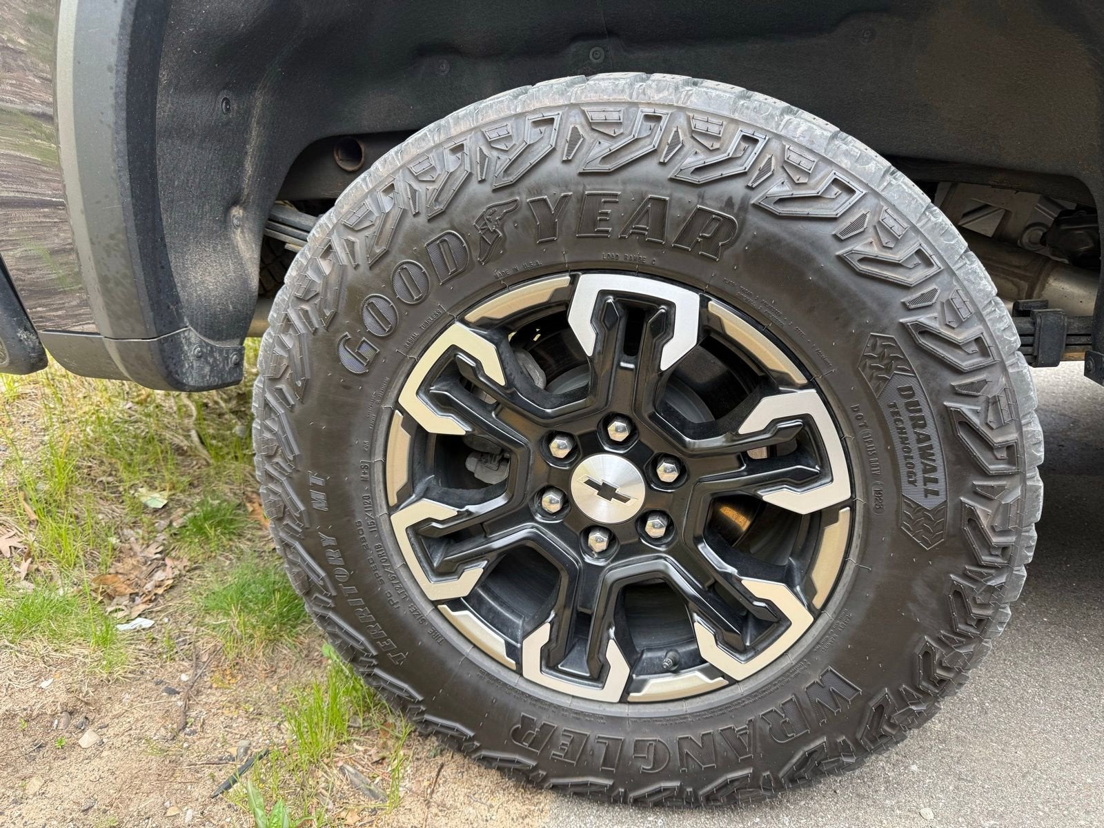 2024 Chevrolet Silverado 1500 ZR2