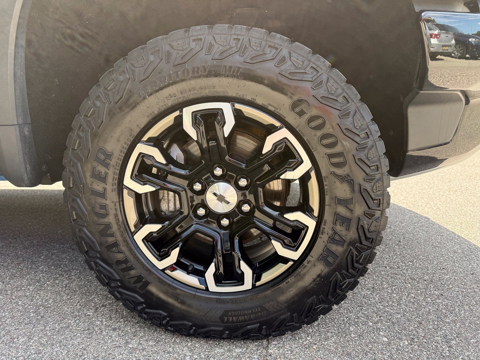 2024 Chevrolet Silverado 1500 ZR2