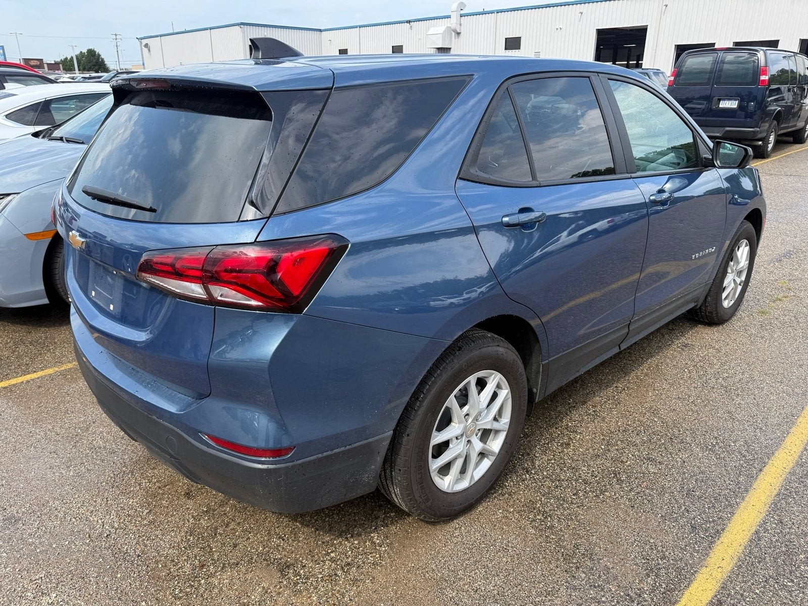 2024 Chevrolet Equinox LS