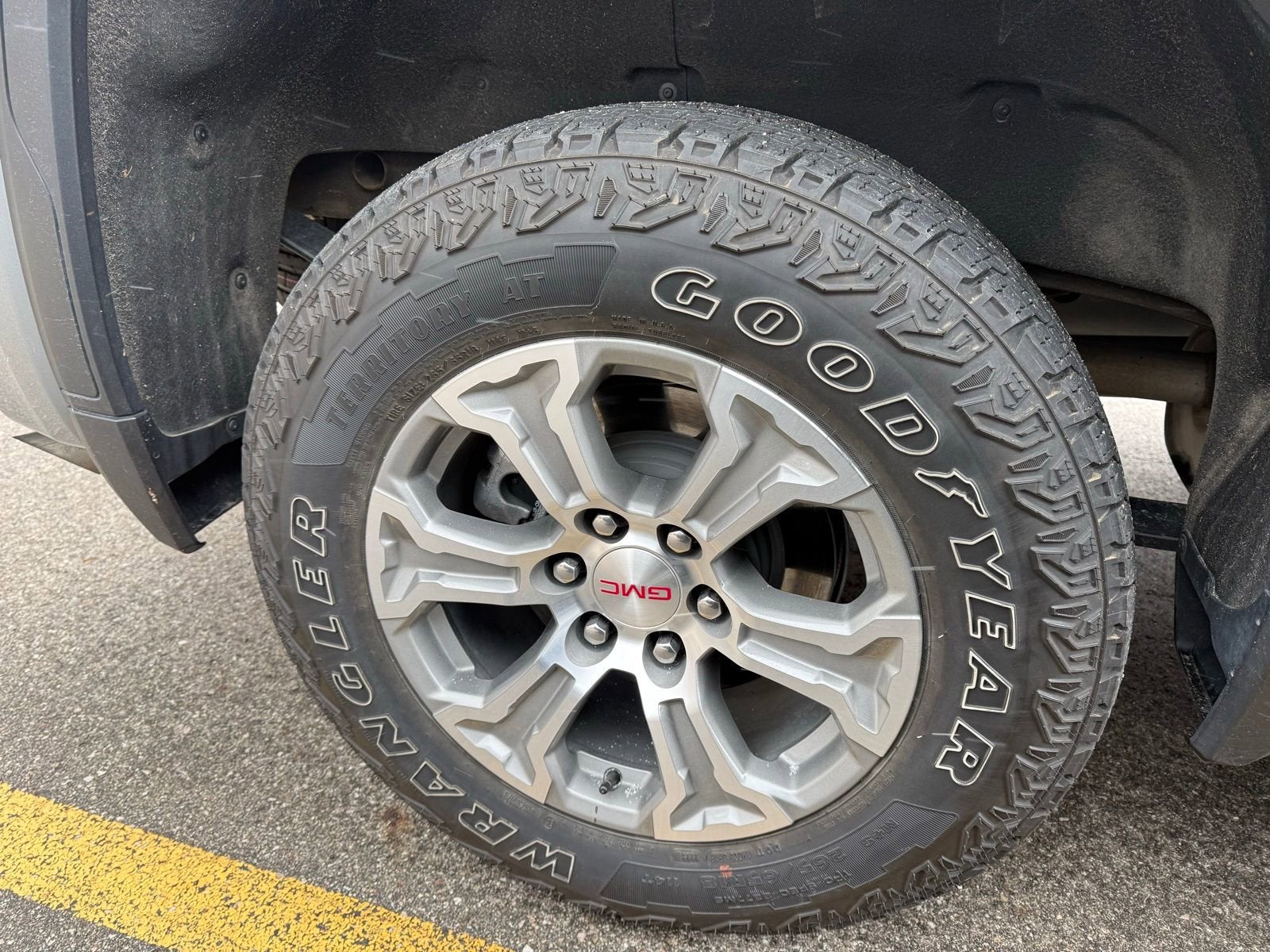 2024 GMC Sierra 1500 SLE