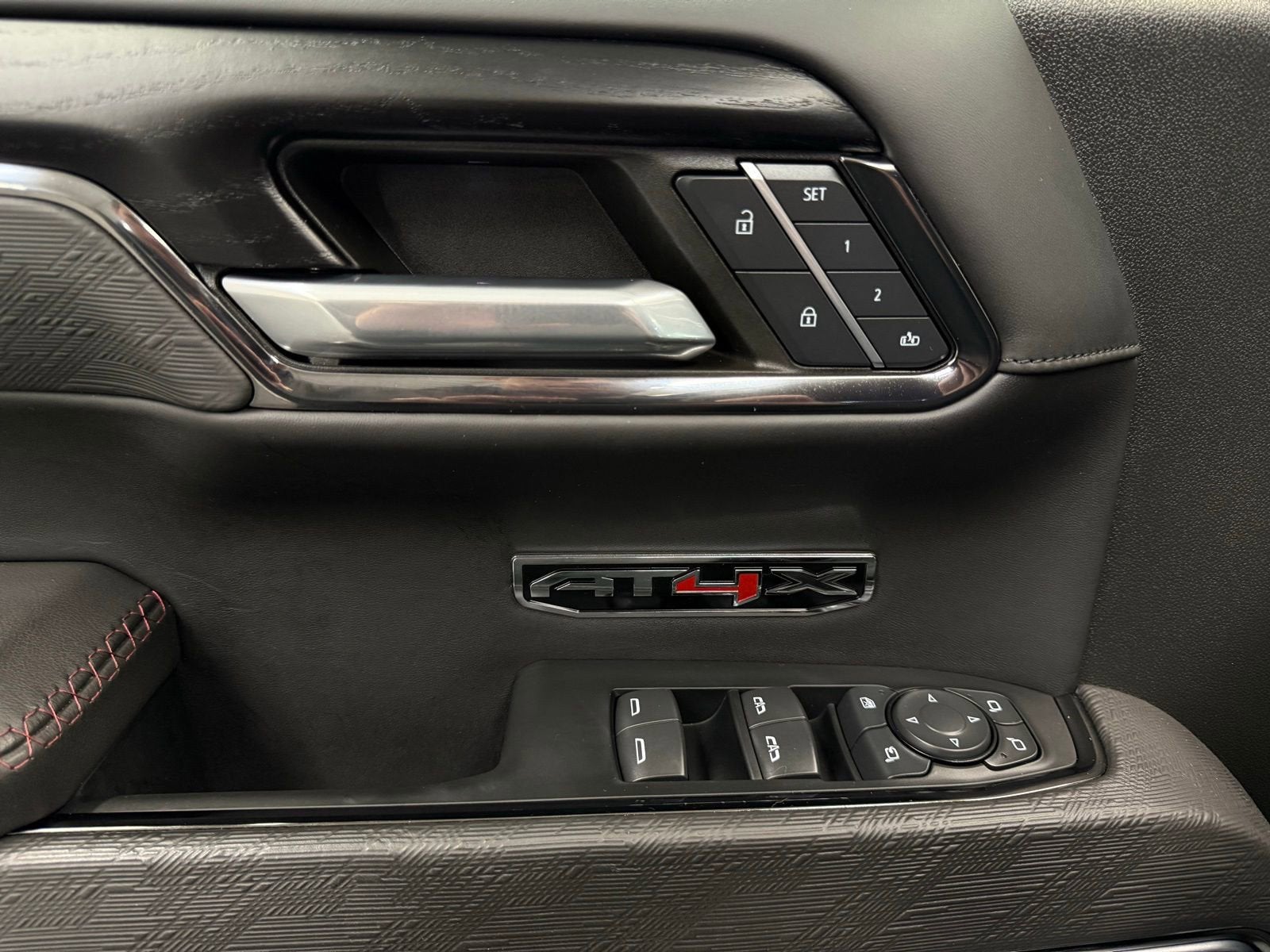 2024 GMC Sierra 1500 AT4X