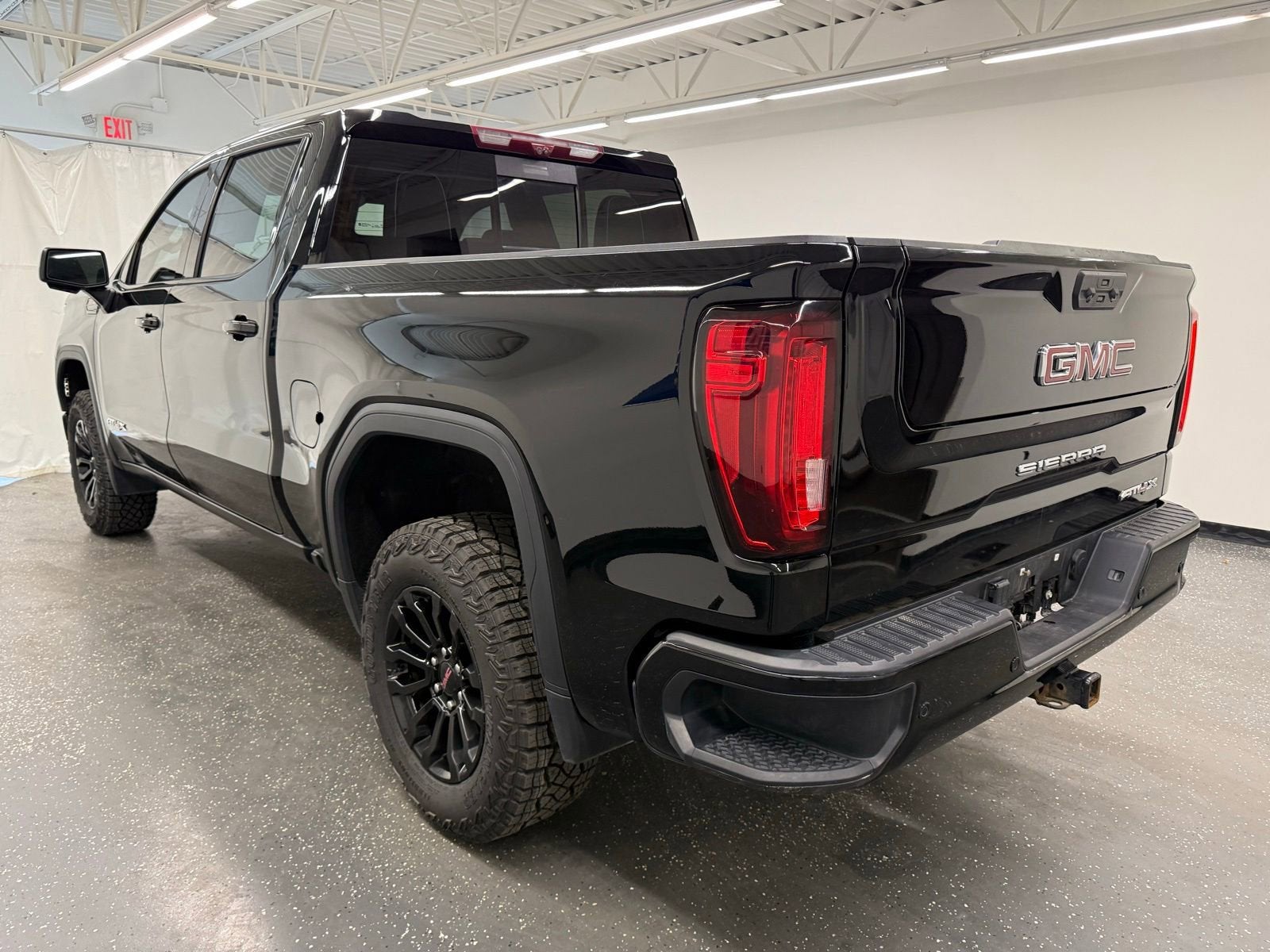 2023 GMC Sierra 1500 AT4X