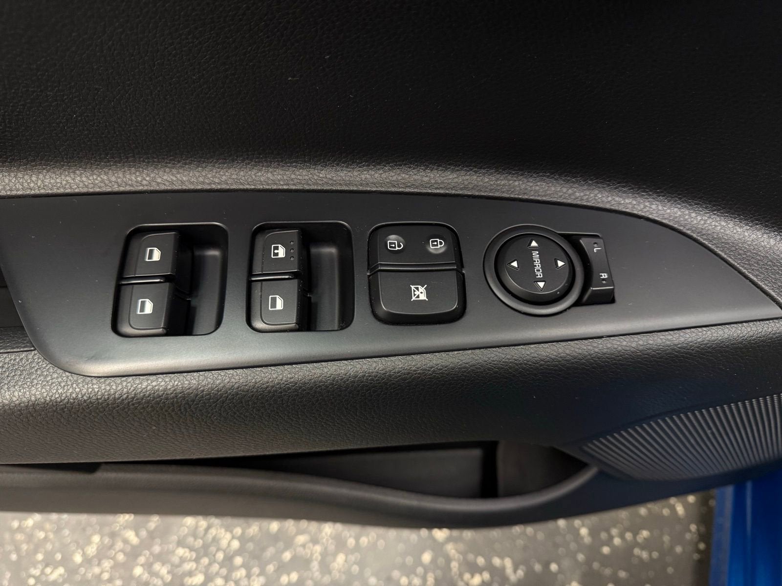 2022 Kia Rio 5-Door S