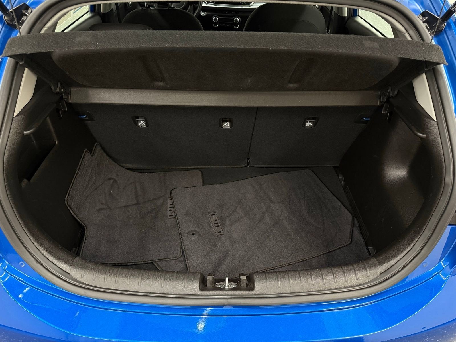 2022 Kia Rio 5-Door S