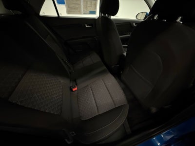 2022 Kia Rio 5-Door S