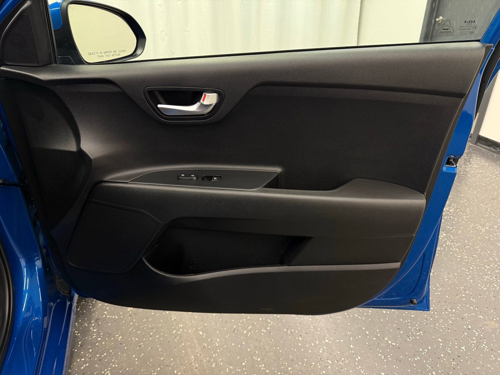 2022 Kia Rio 5-Door S