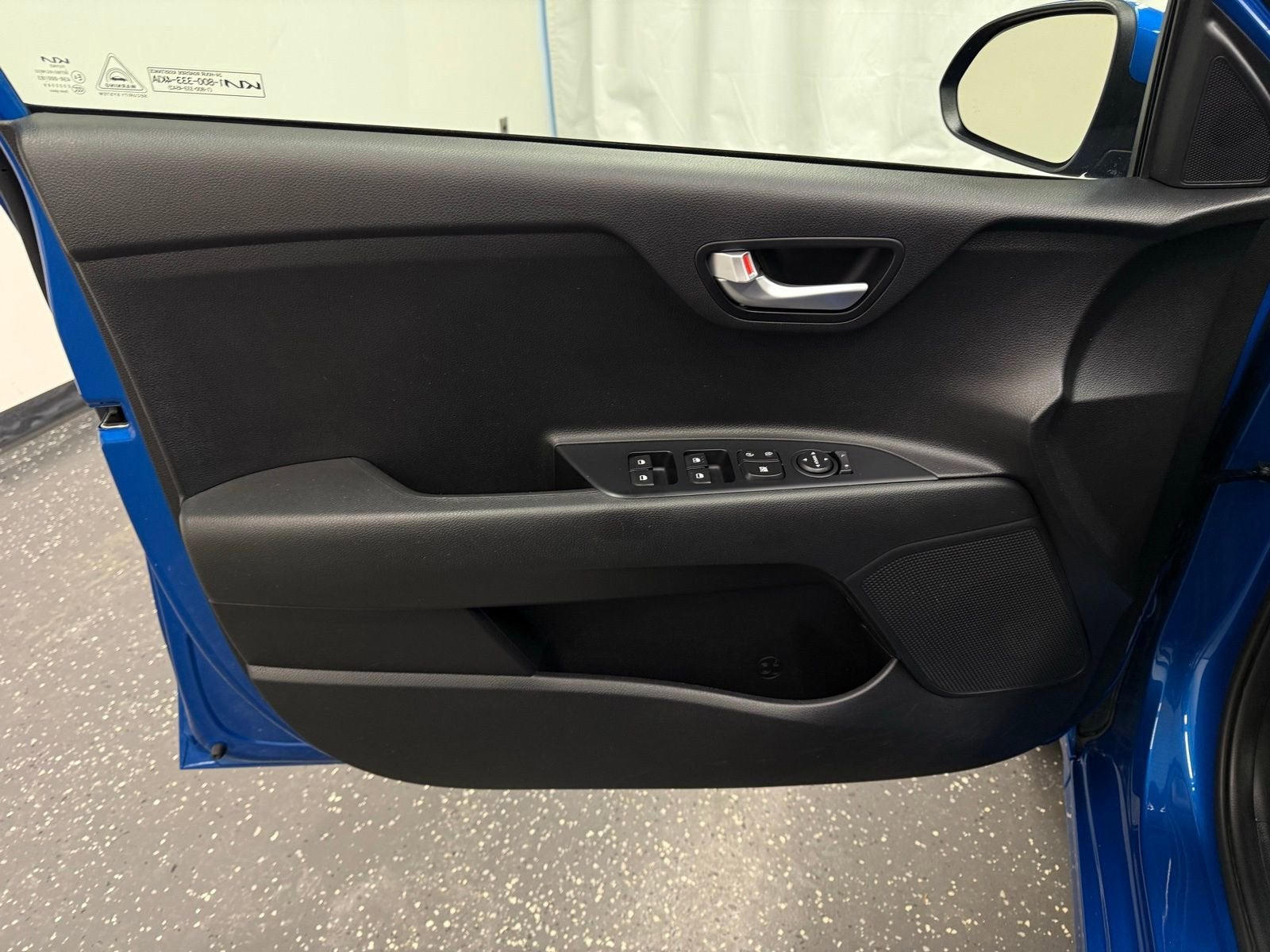 2022 Kia Rio 5-Door S