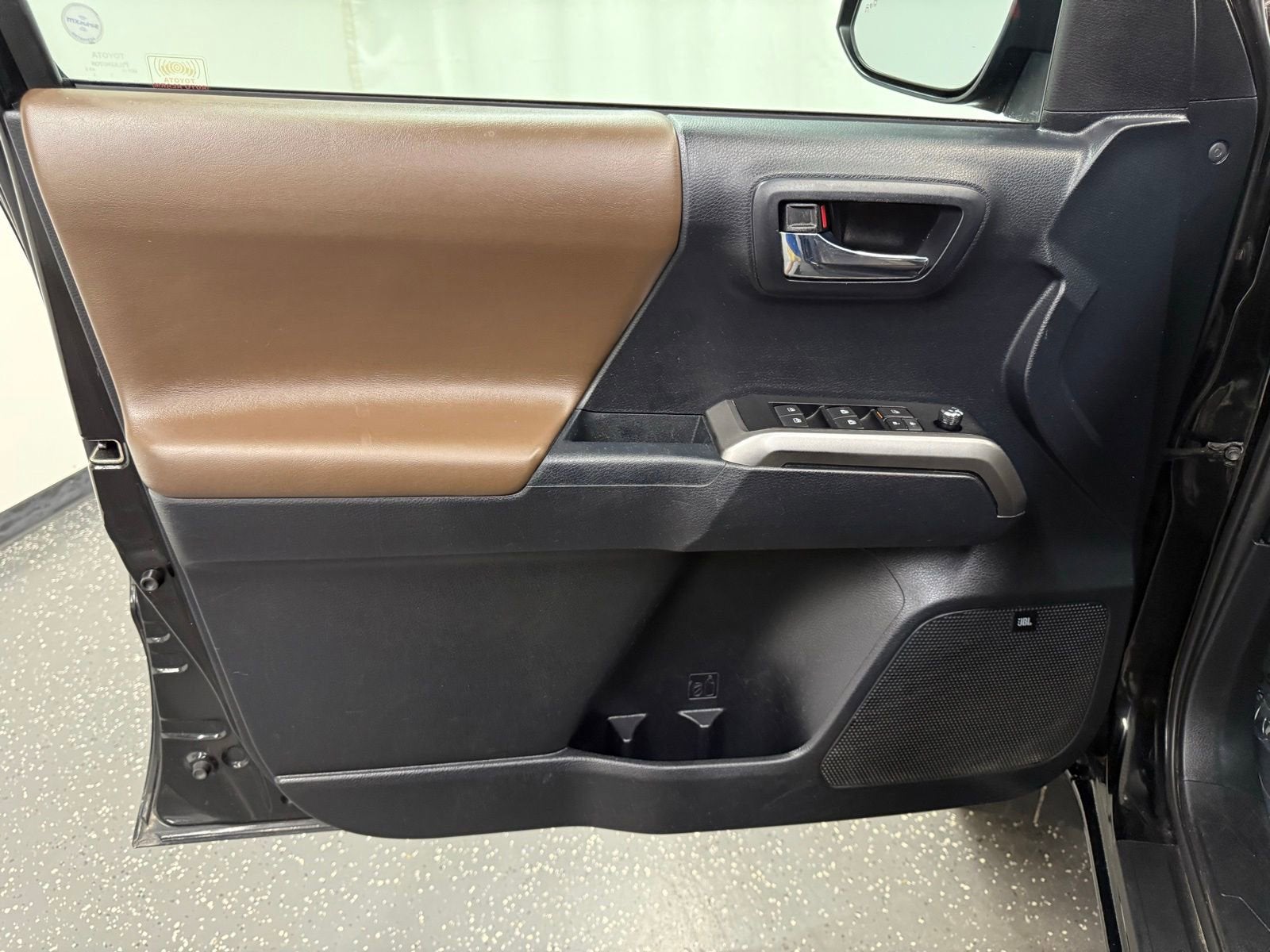 2017 Toyota Tacoma Limited