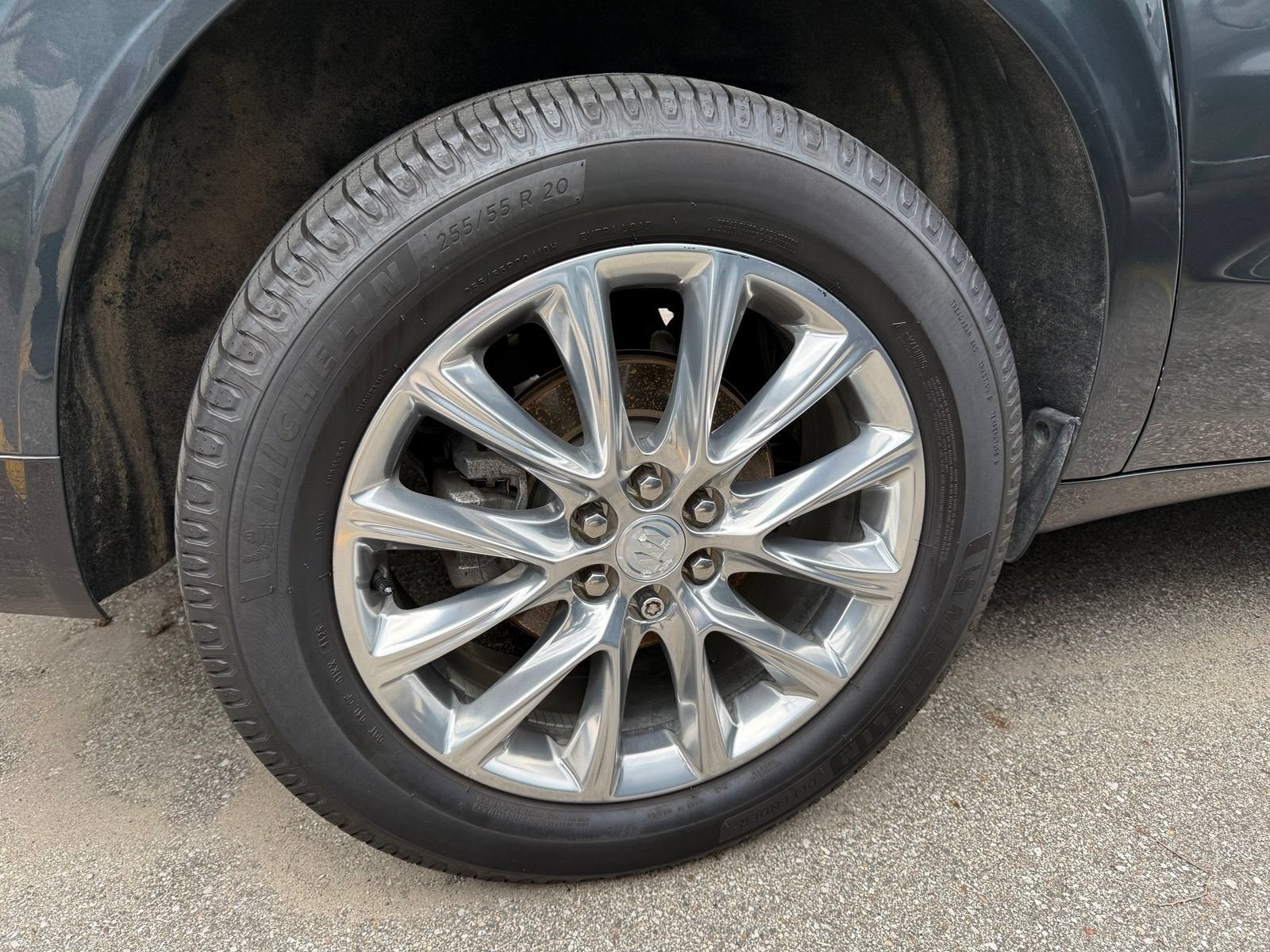 2021 Buick Enclave Essence