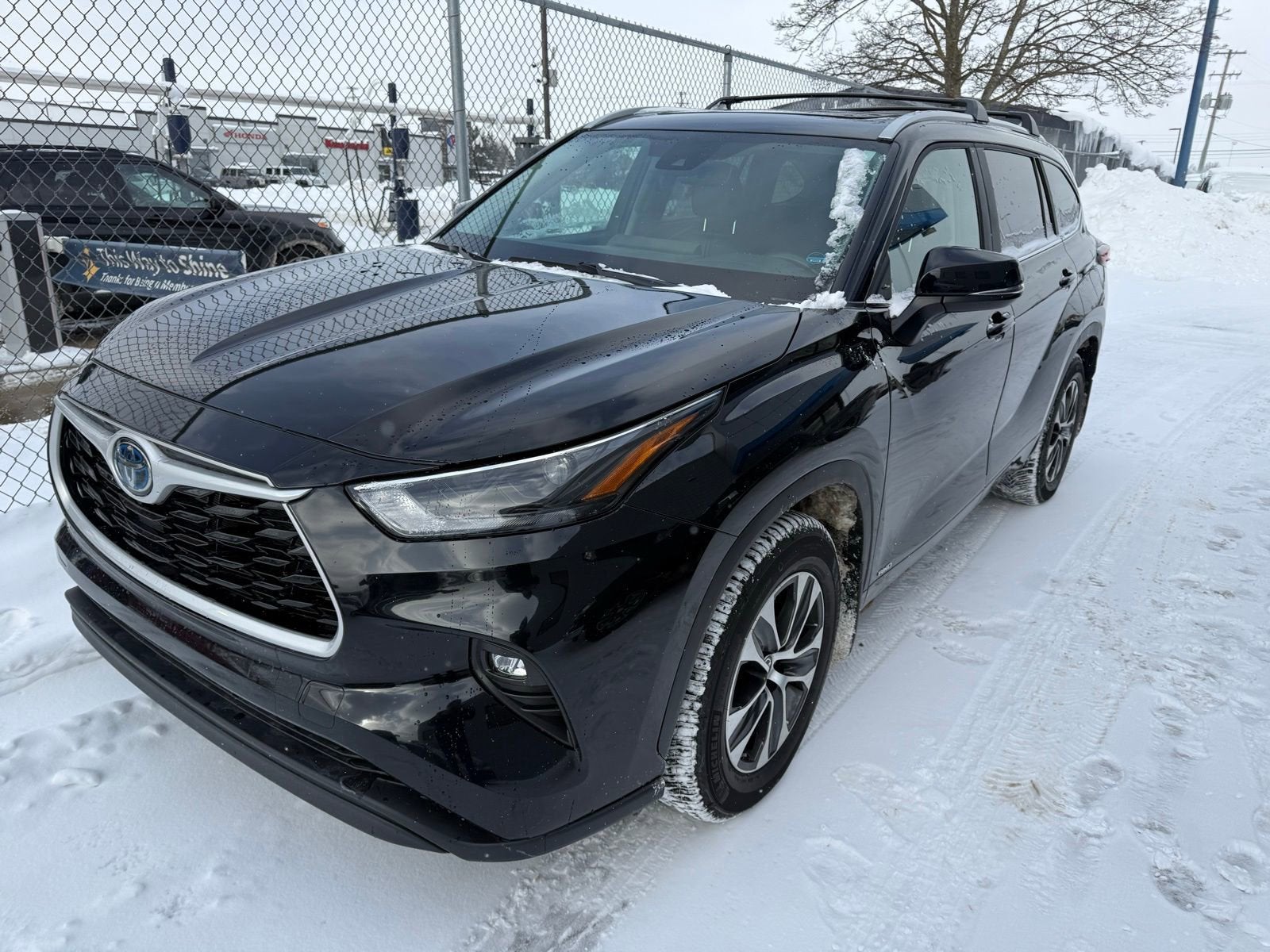 2023 Toyota Highlander Hybrid XLE