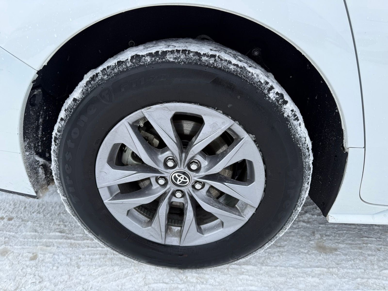 2025 Toyota Sienna LE