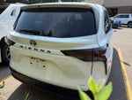 2025 Toyota Sienna LE