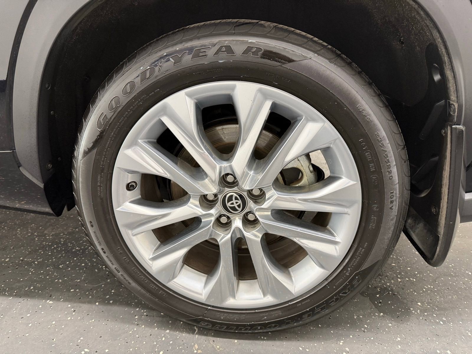 2022 Toyota Highlander Hybrid Limited