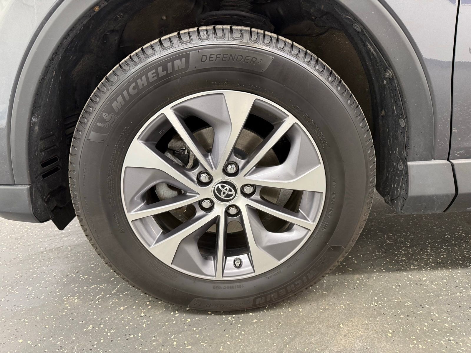 2018 Toyota RAV4 Hybrid LE Plus