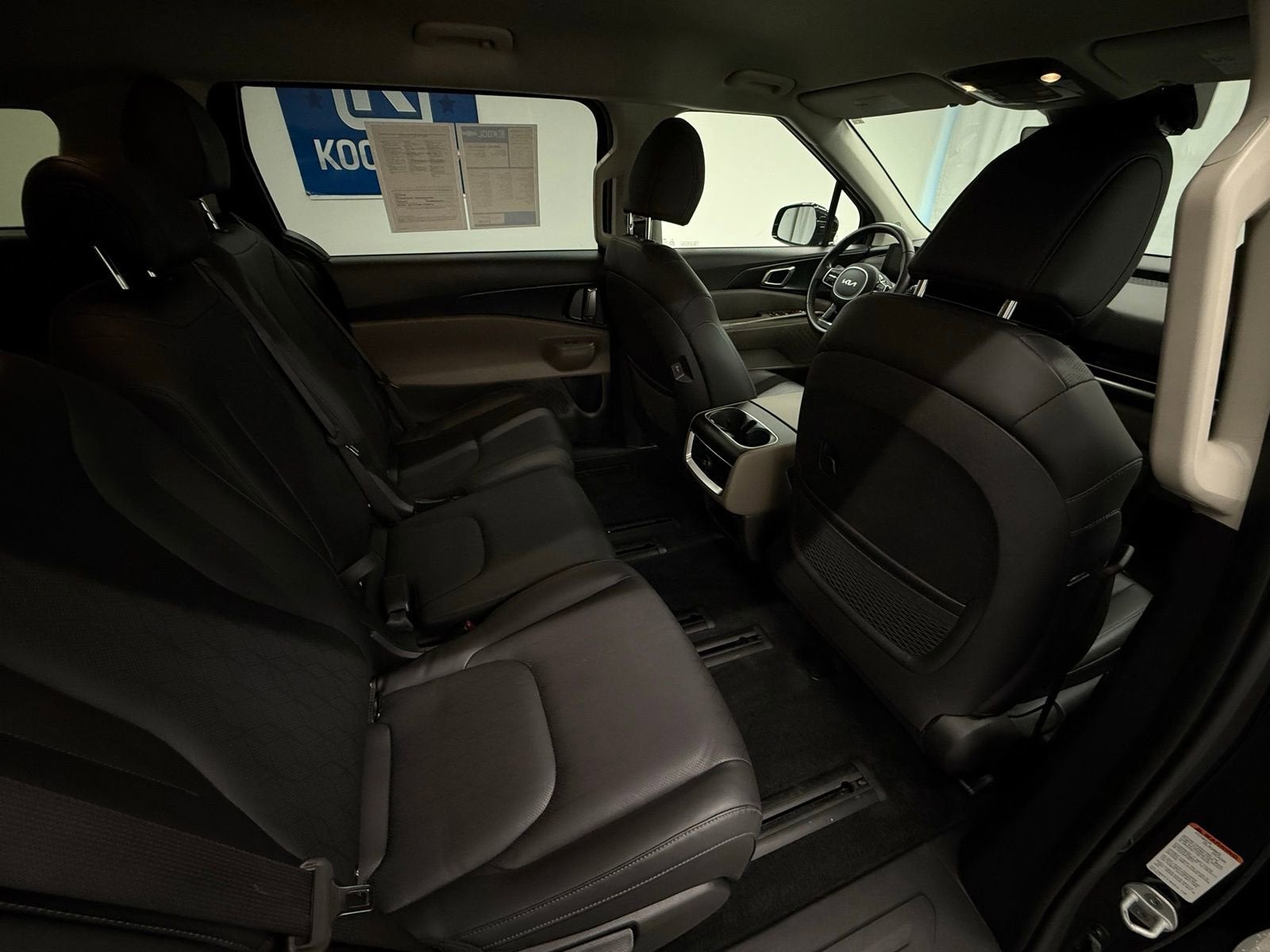 2025 Kia Carnival LXS