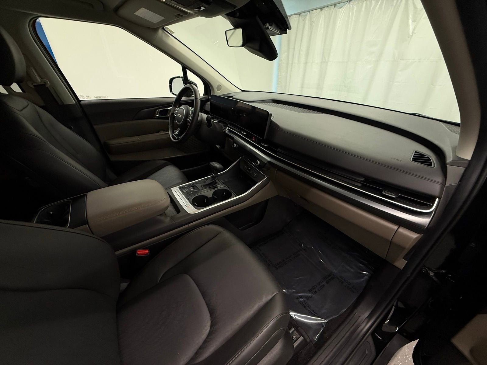 2025 Kia Carnival LXS