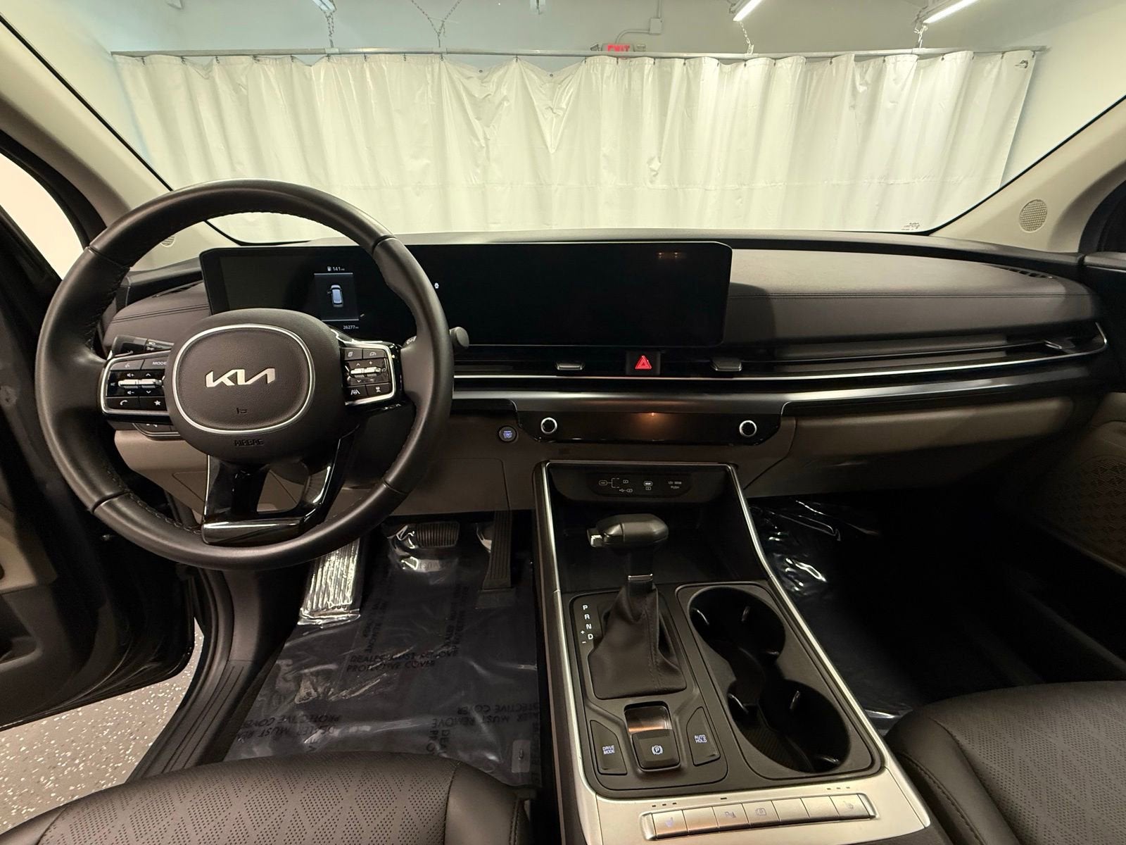 2025 Kia Carnival LXS