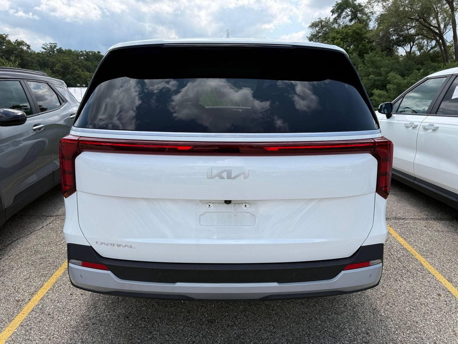2025 Kia Carnival LXS