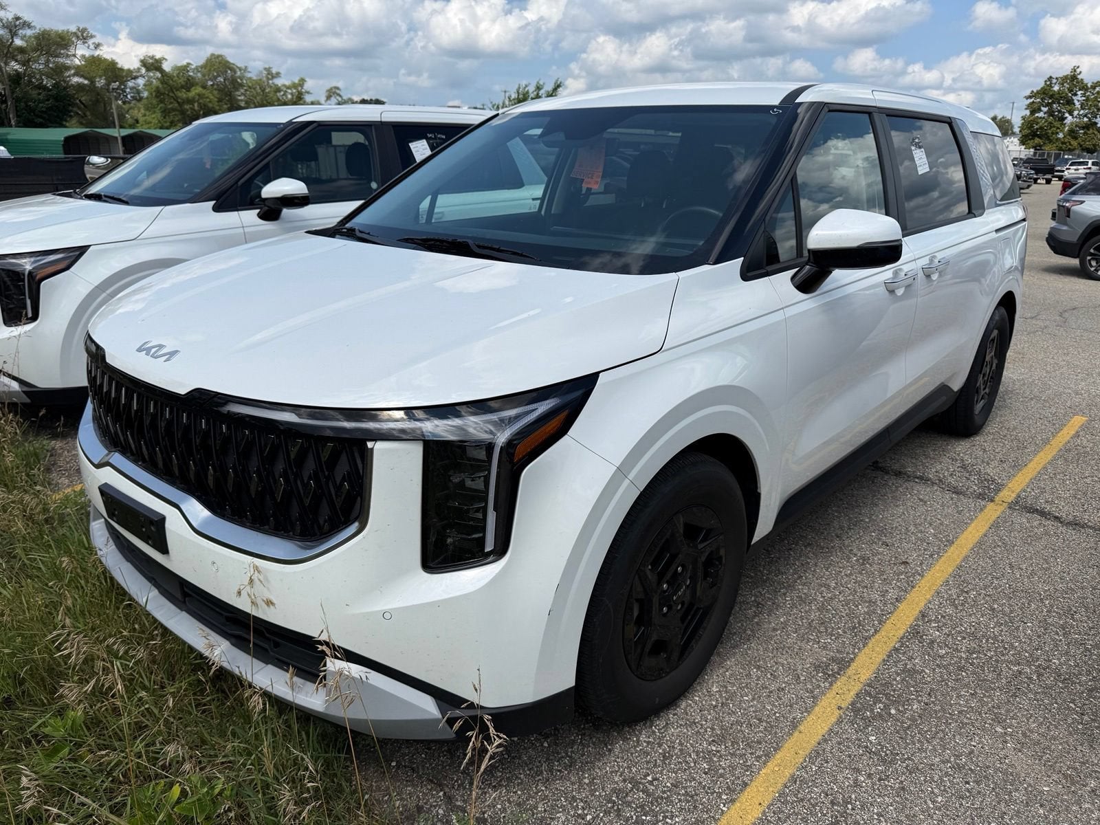 2025 Kia Carnival LXS