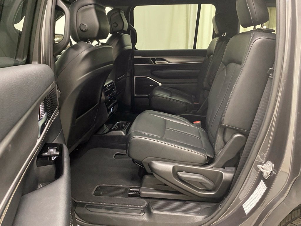 2025 Jeep Wagoneer Series II