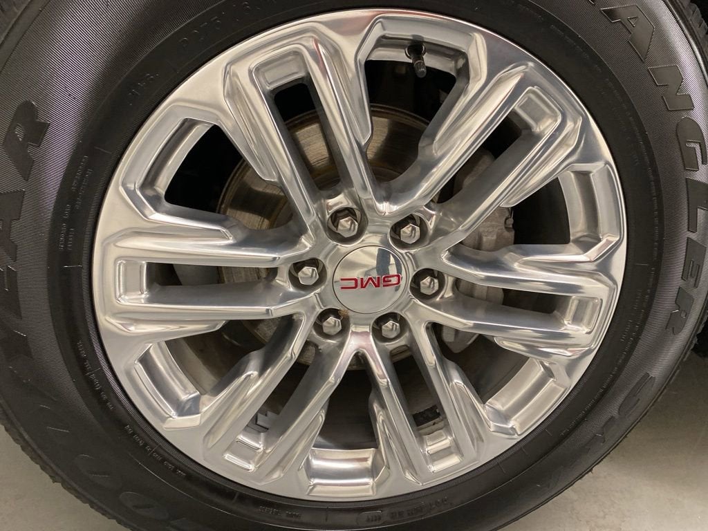 2024 GMC Yukon XL SLT