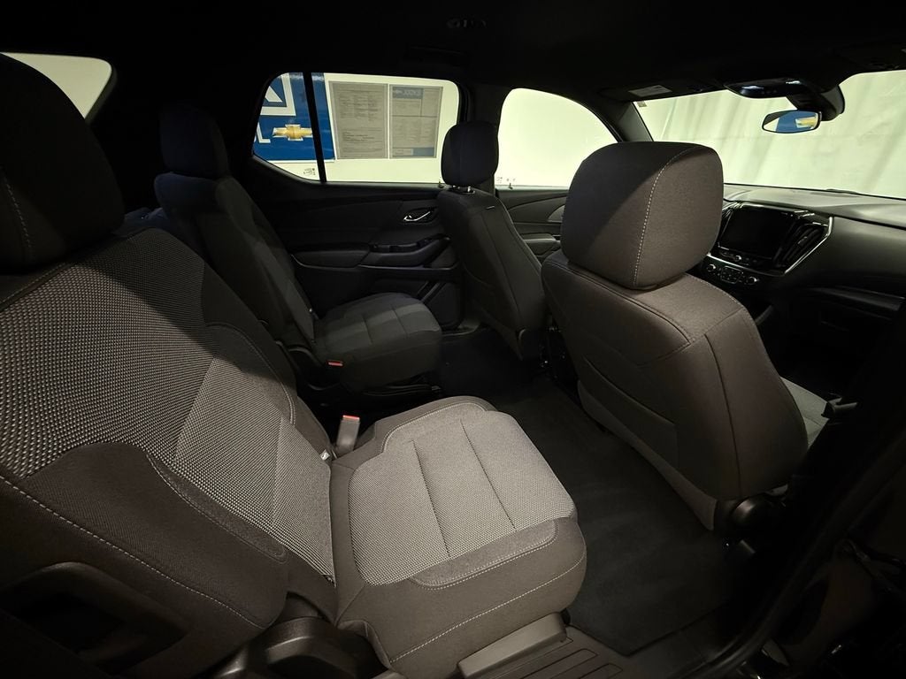 2024 Chevrolet Traverse Limited LT Cloth