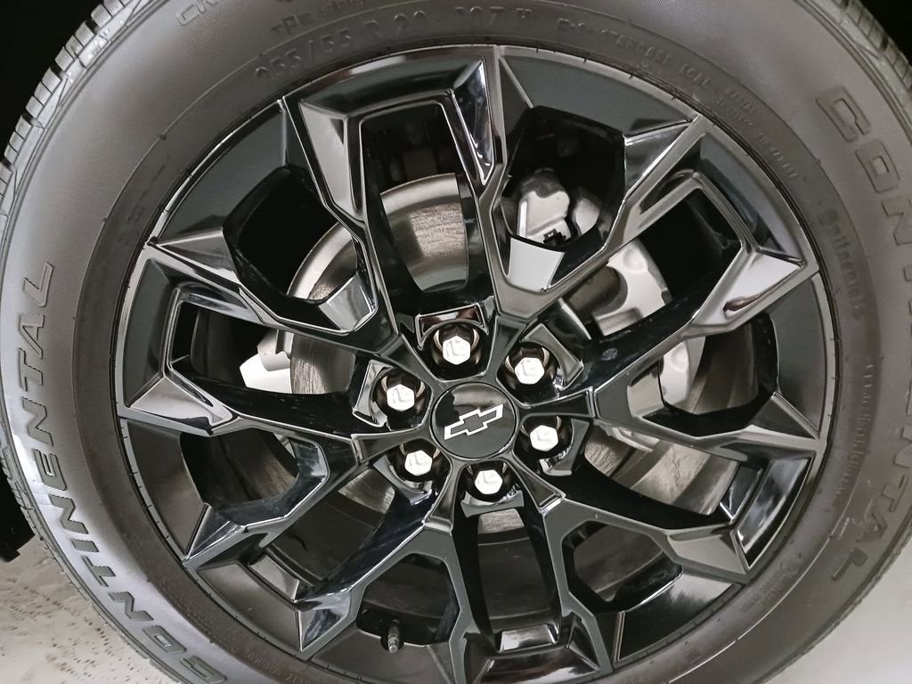 2026 Chevrolet Traverse LT - Photo 26