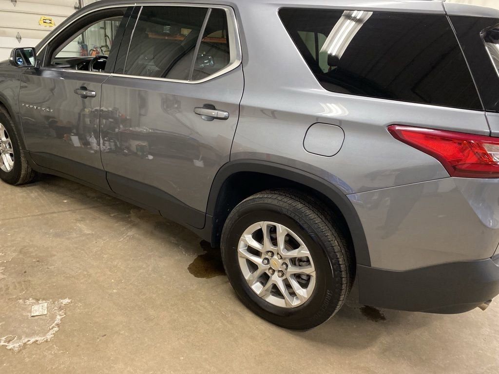 2021 Chevrolet Traverse LT Cloth