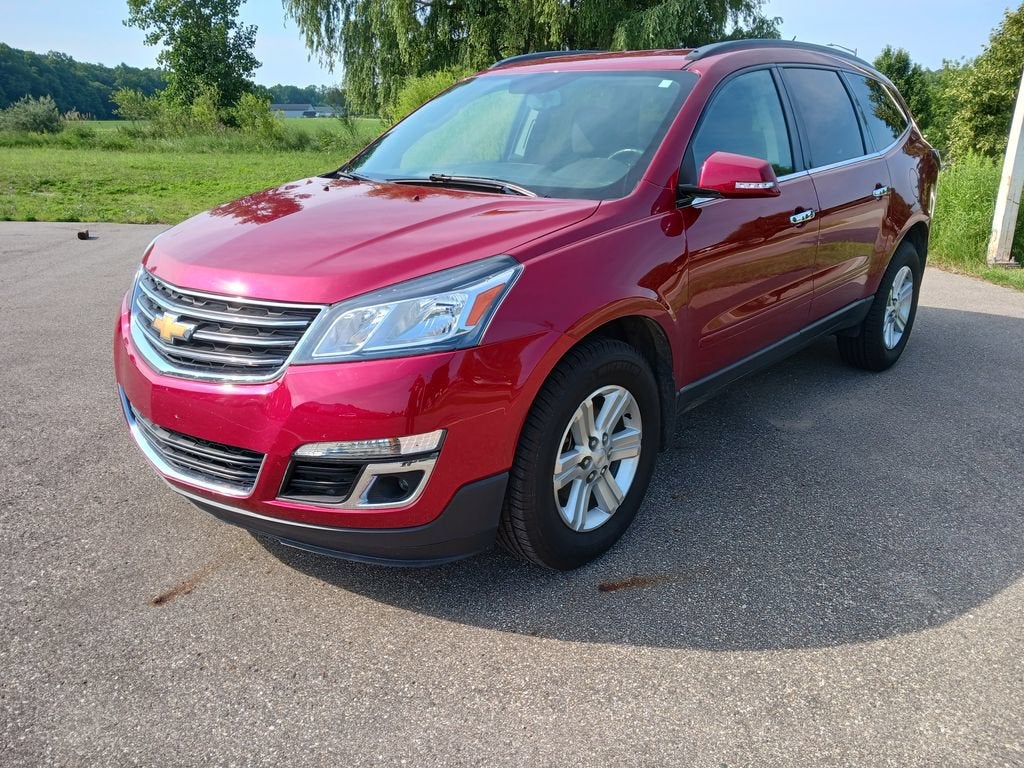 Used 2014 Chevrolet Traverse 1LT with VIN 1GNKRGKD6EJ133863 for sale in Fremont, MI