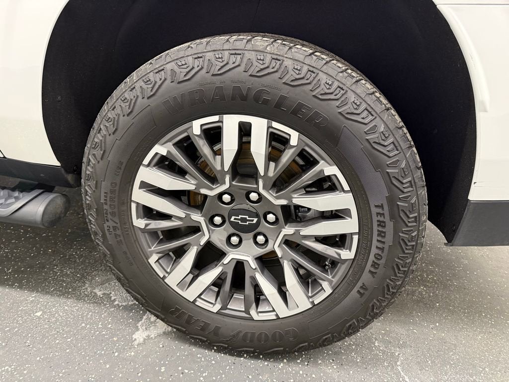 2025 Chevrolet Suburban Z71