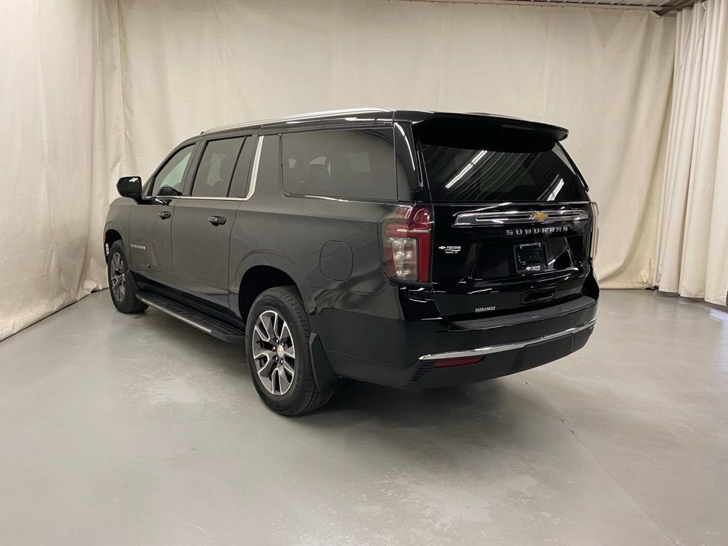 2023 Chevrolet Suburban LS