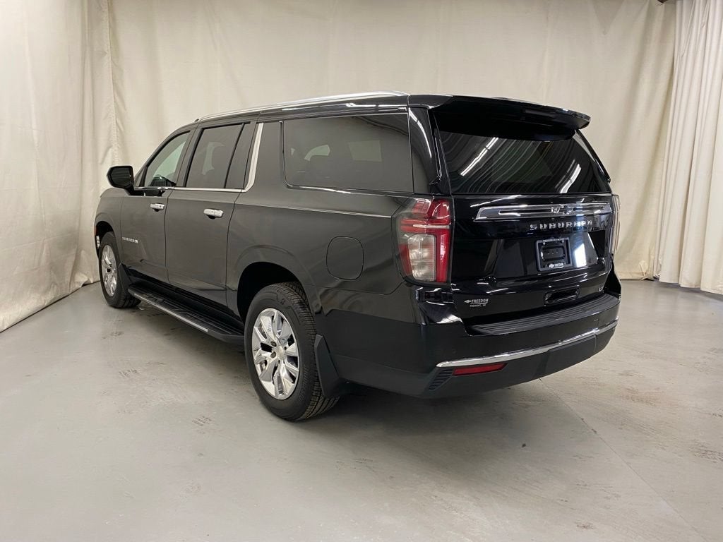 2022 Chevrolet Suburban LT