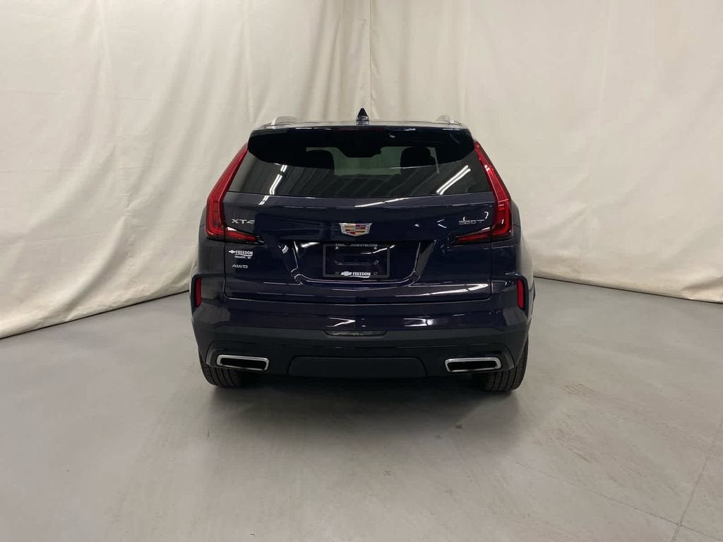 2025 Cadillac XT4 Premium Luxury