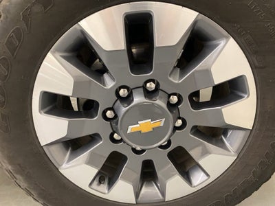 2024 Chevrolet Silverado 2500 HD Custom