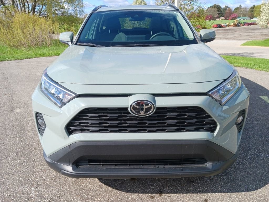 2020 Toyota RAV4 XLE