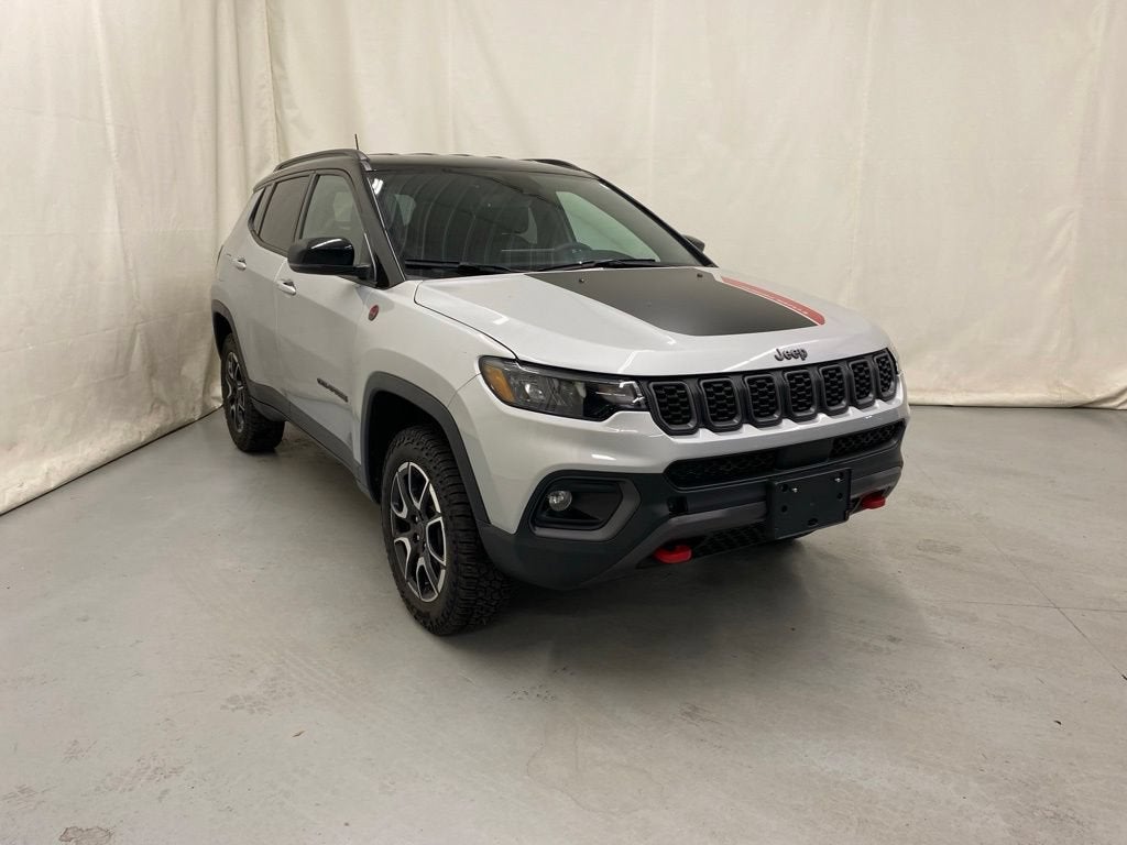 2025 Jeep CMPSS TRLHWK