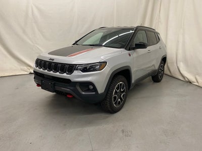 2025 Jeep CMPSS TRLHWK