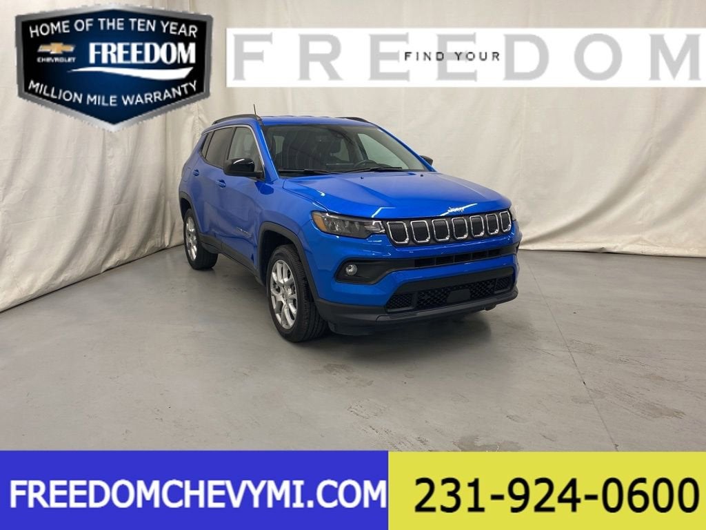 2022 Jeep Compass Latitude Lux