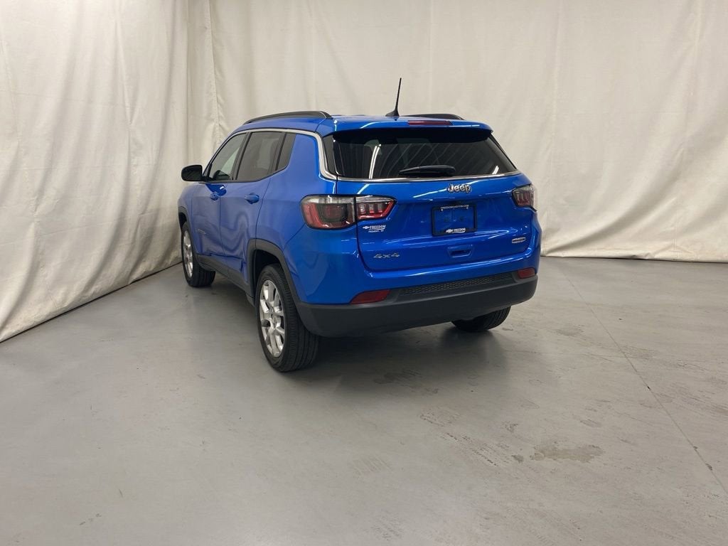 2022 Jeep Compass Latitude Lux