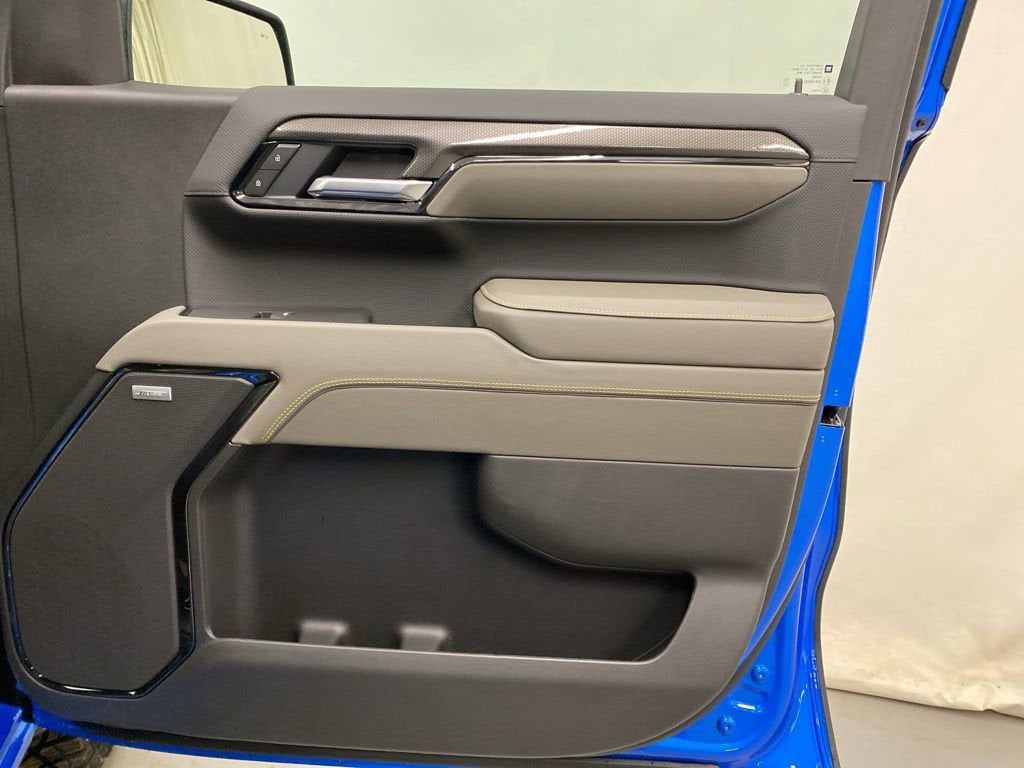 2025 Chevrolet Silverado 1500 ZR2