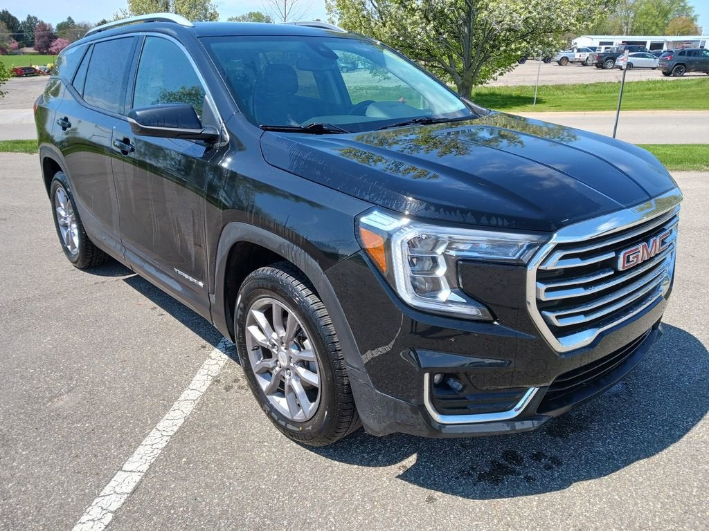 2024 GMC Terrain SLT AWD's photo