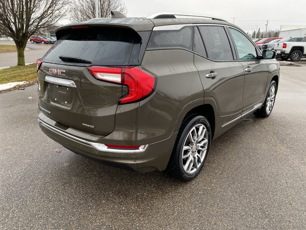 2024 GMC Terrain Denali