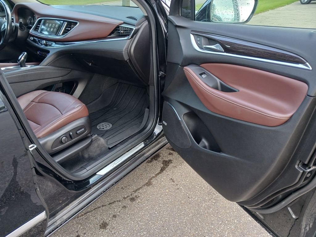 2018 Buick Enclave Avenir