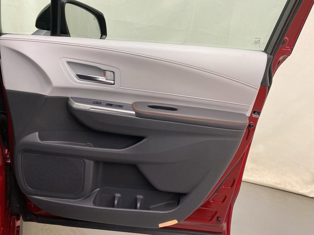 2022 Toyota Sienna LE