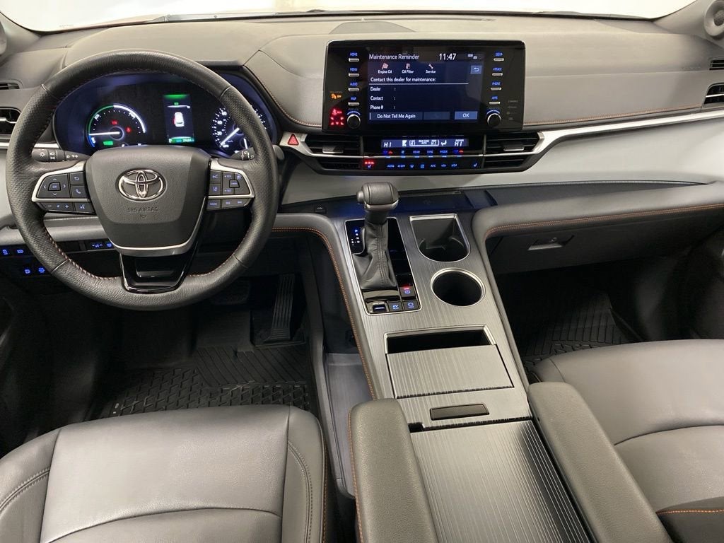 2022 Toyota Sienna LE