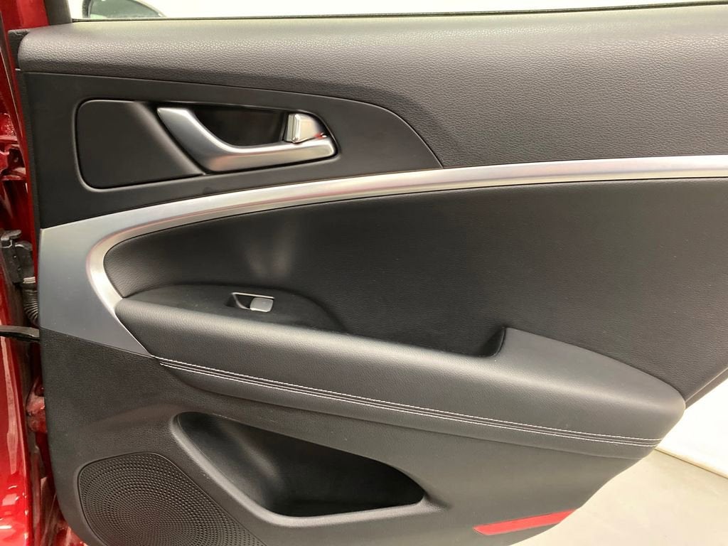 2022 Genesis G70 2.0T