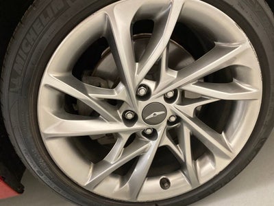 2022 Genesis G70 2.0T