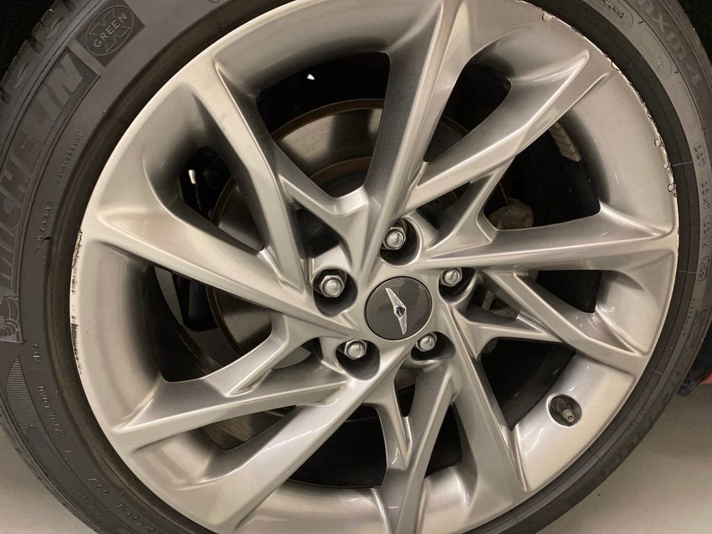 2022 Genesis G70 2.0T