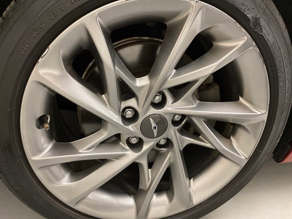 2022 Genesis G70 2.0T